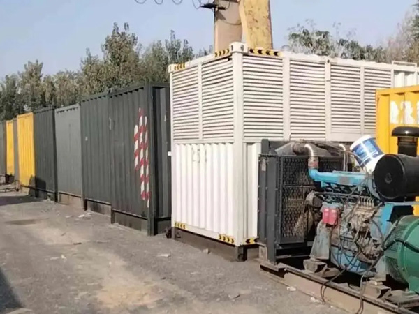 于田200KW柴油发电机机组每小时油耗是多少？